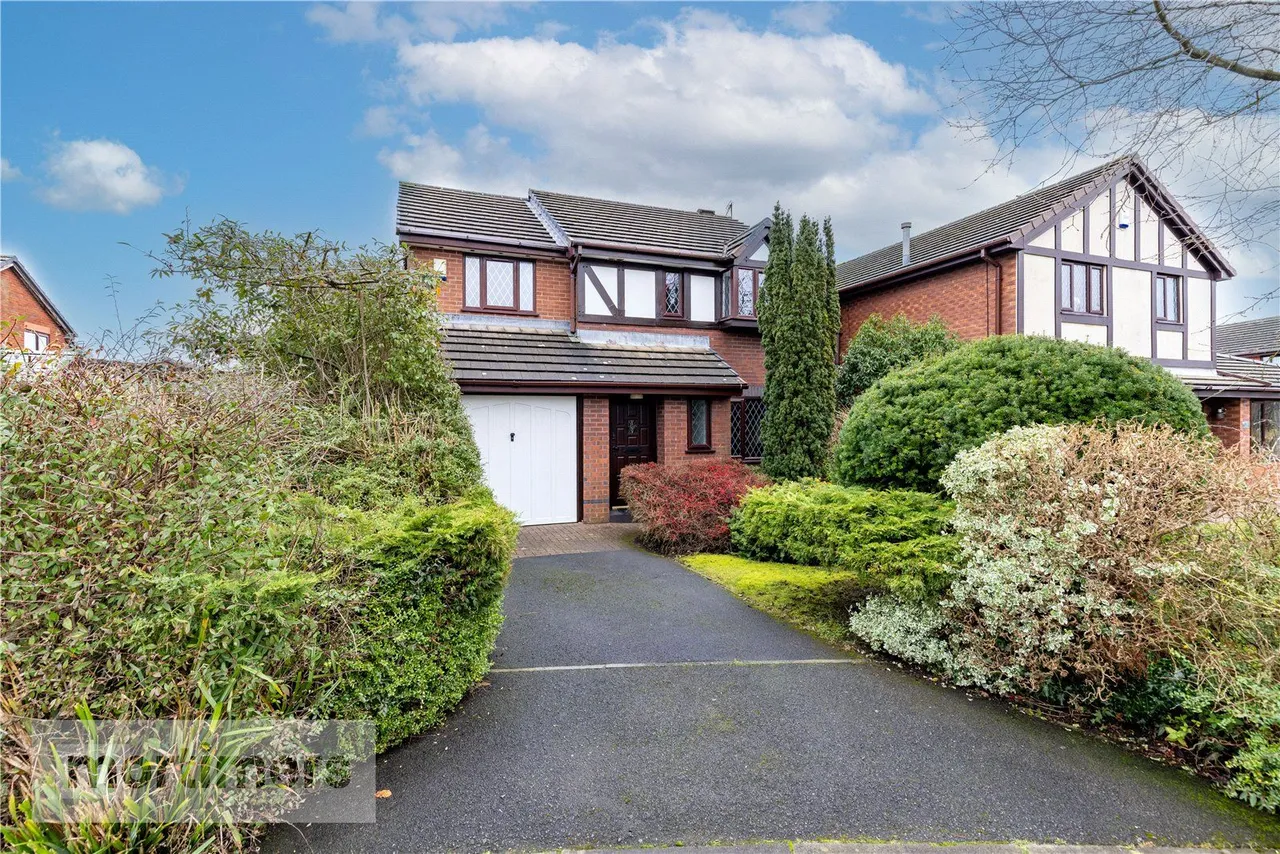 4 bed house for sale, Willow Park, Oswaldtwistle, BB5