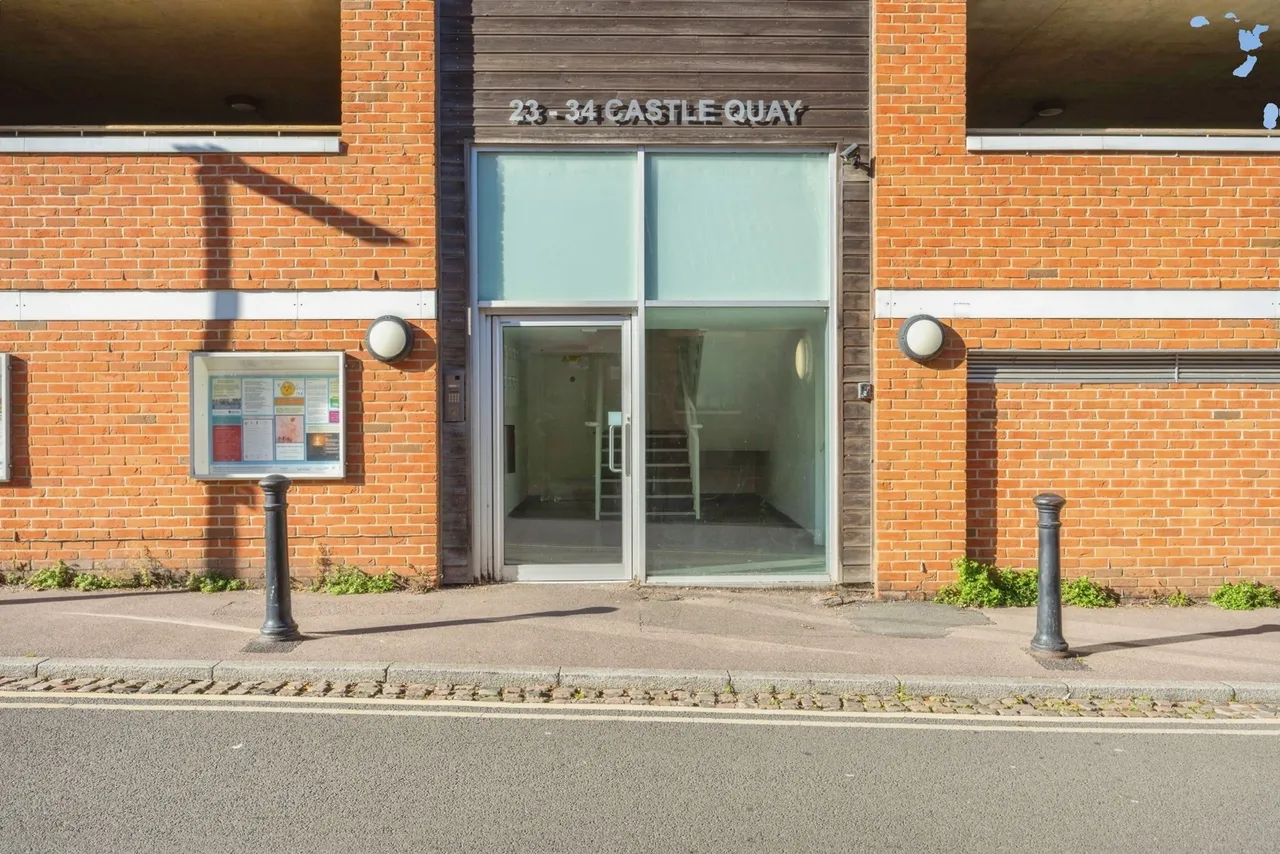 Castle Lane, Bedford, MK40, photo 9