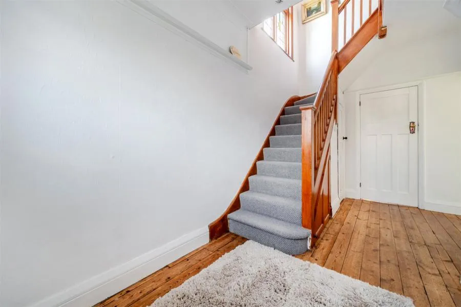 Balmore Drive, Caversham, RG4, photo 11