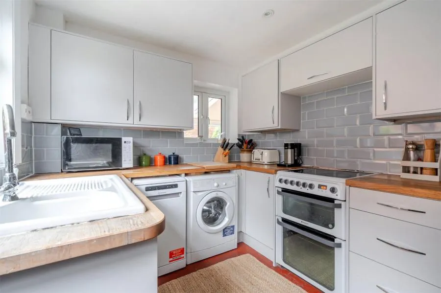 Balmore Drive, Caversham, RG4, photo 6