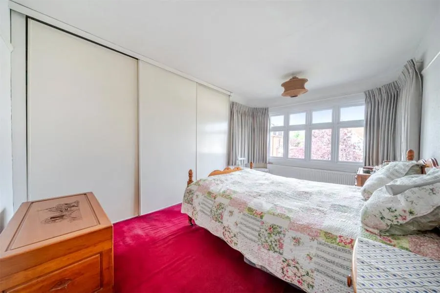 Balmore Drive, Caversham, RG4, photo 16