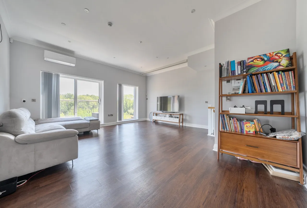 Burlington Mews, Sevenoaks, TN13 1FJ, photo 2