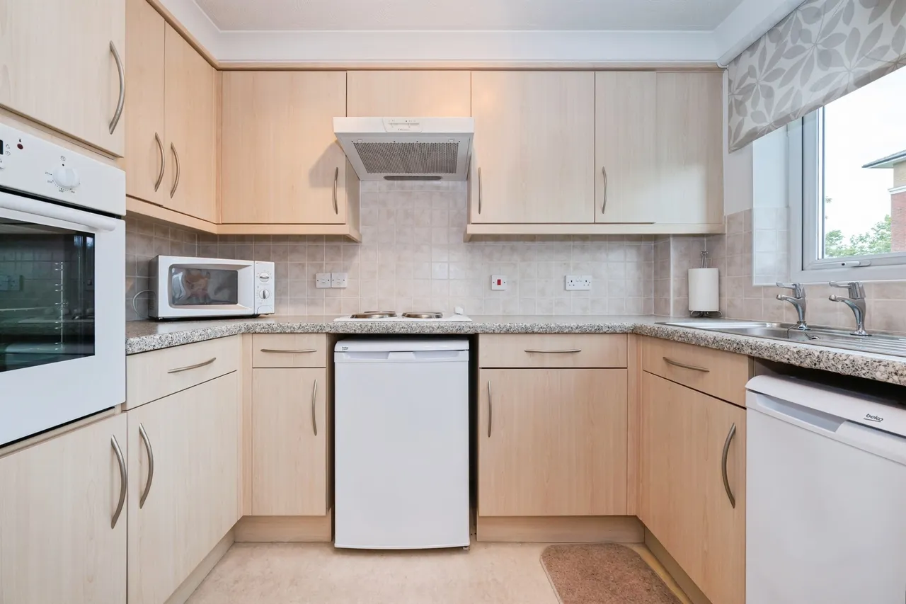 Archers Road, Eastleigh, photo 5