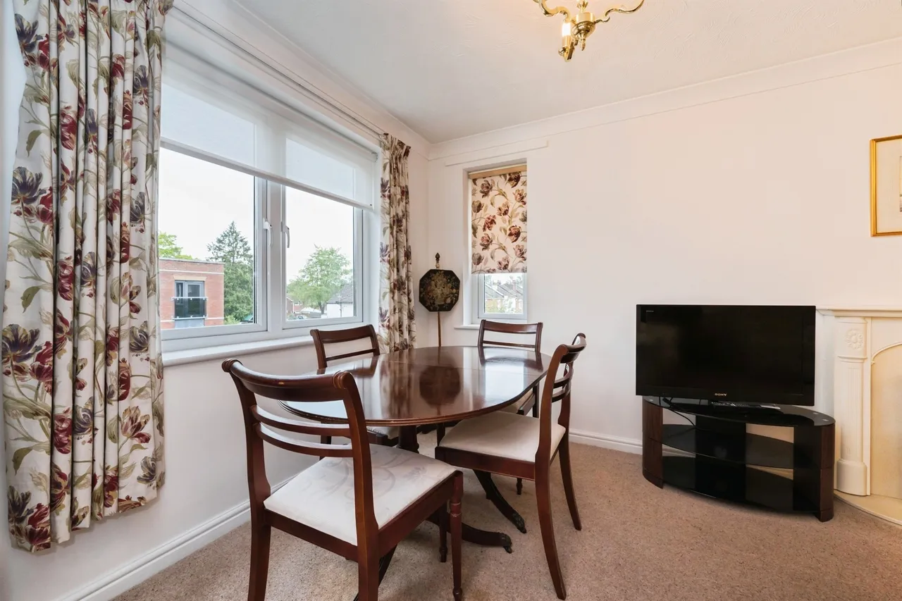 Archers Road, Eastleigh, photo 9