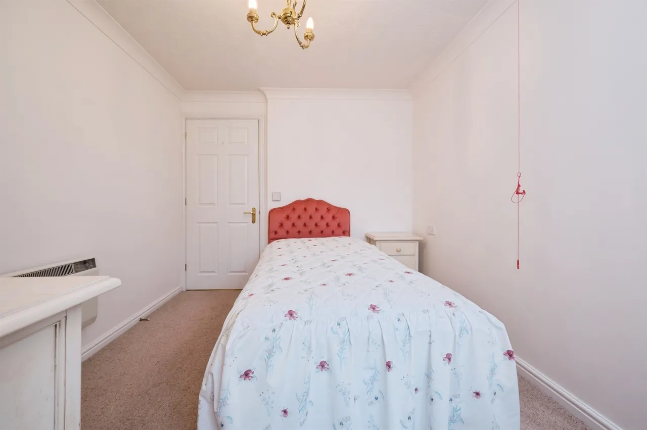 Archers Road, Eastleigh, photo 10