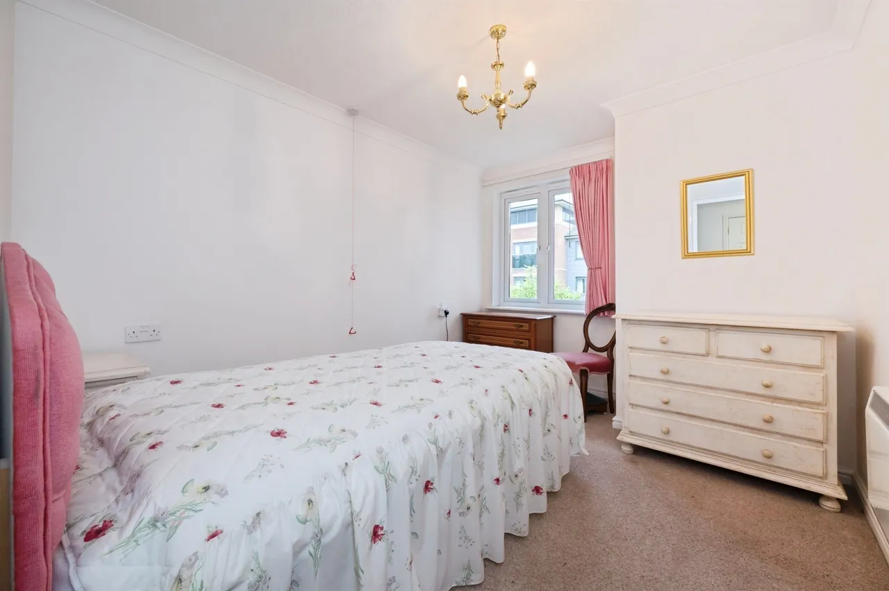 Archers Road, Eastleigh, photo 11