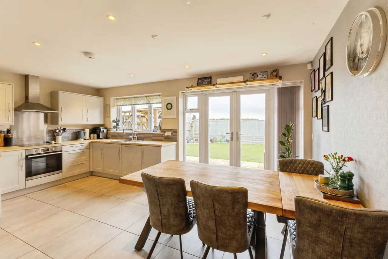Pagnell Close, Wootton, NN4, photo 7