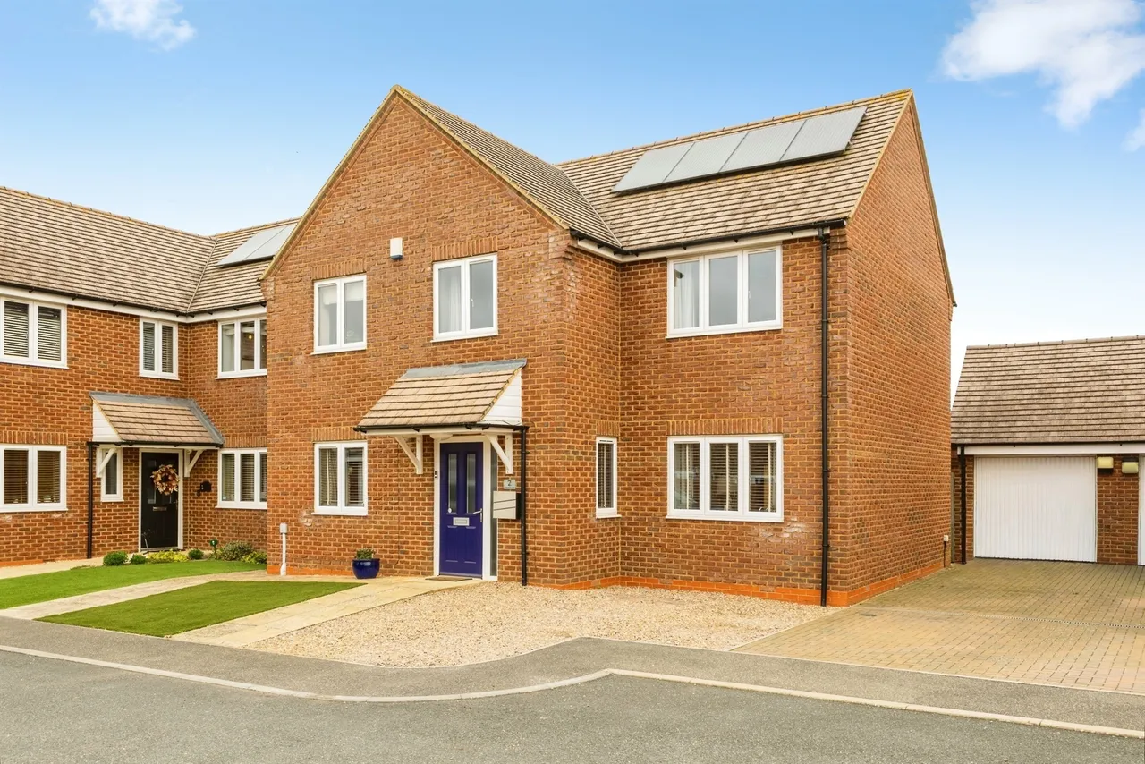 Pagnell Close, Wootton, NN4, photo 23