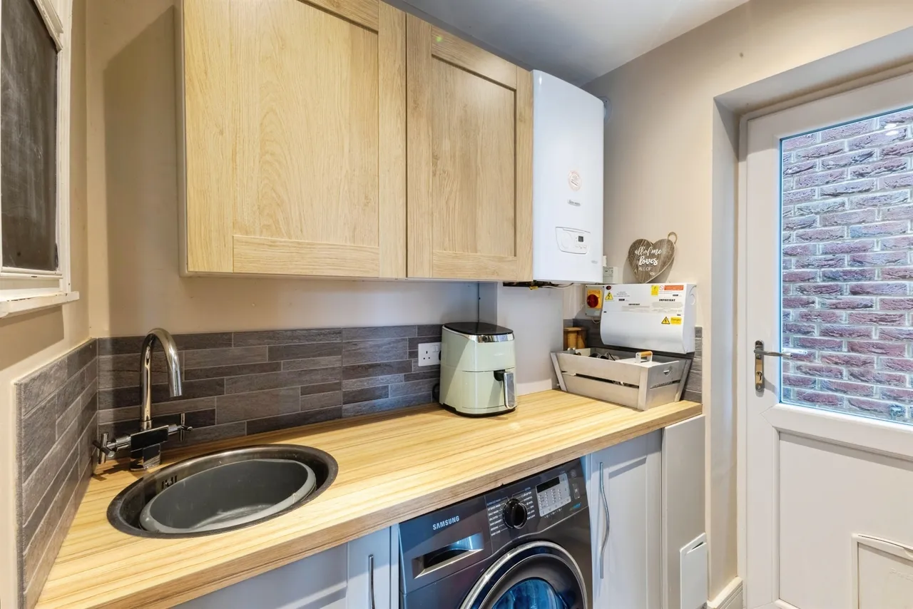Pagnell Close, Wootton, NN4, photo 9