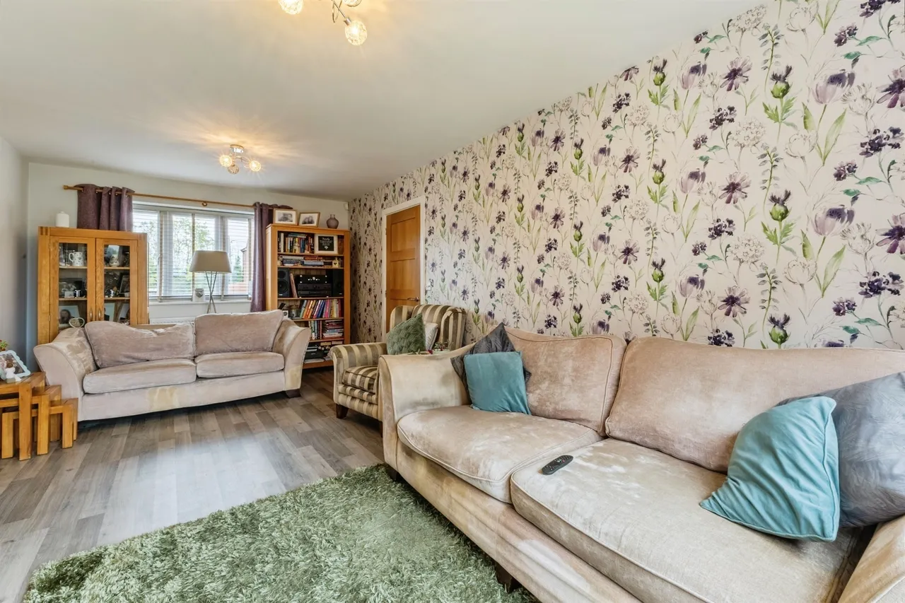 Pagnell Close, Wootton, NN4, photo 5