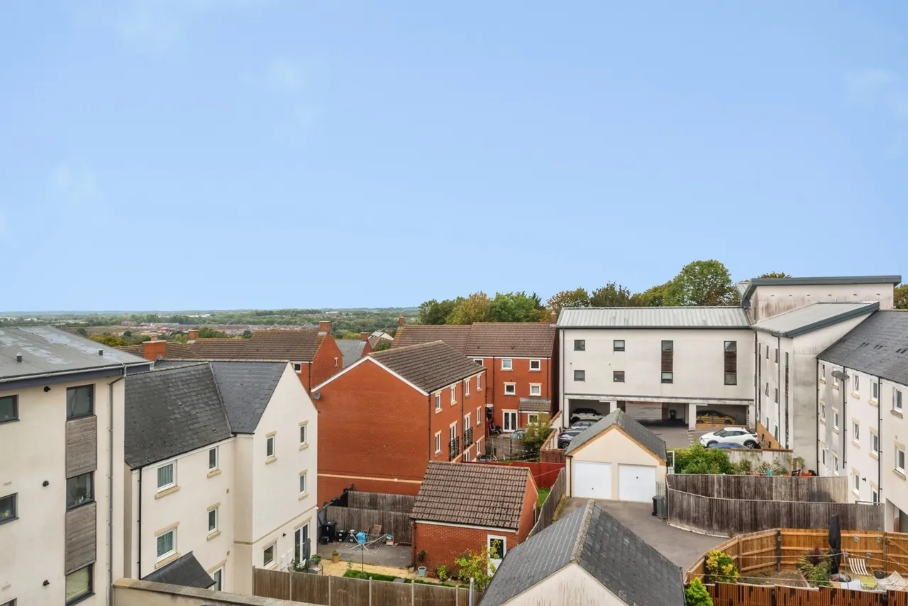 Seacole Crescent, Swindon, SN1, photo 6
