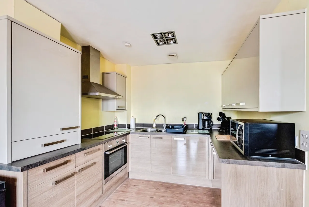 Seacole Crescent, Swindon, SN1, photo 11