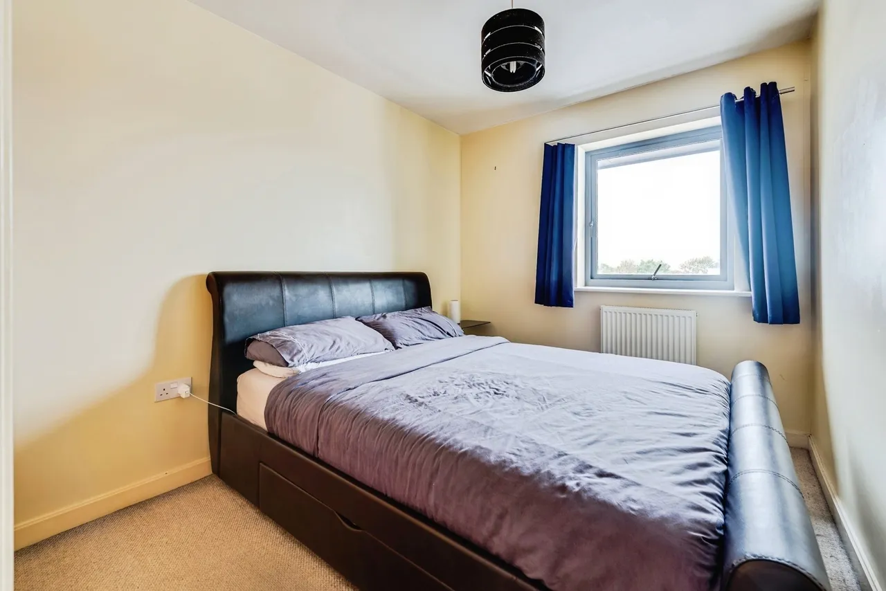 Seacole Crescent, Swindon, SN1, photo 7
