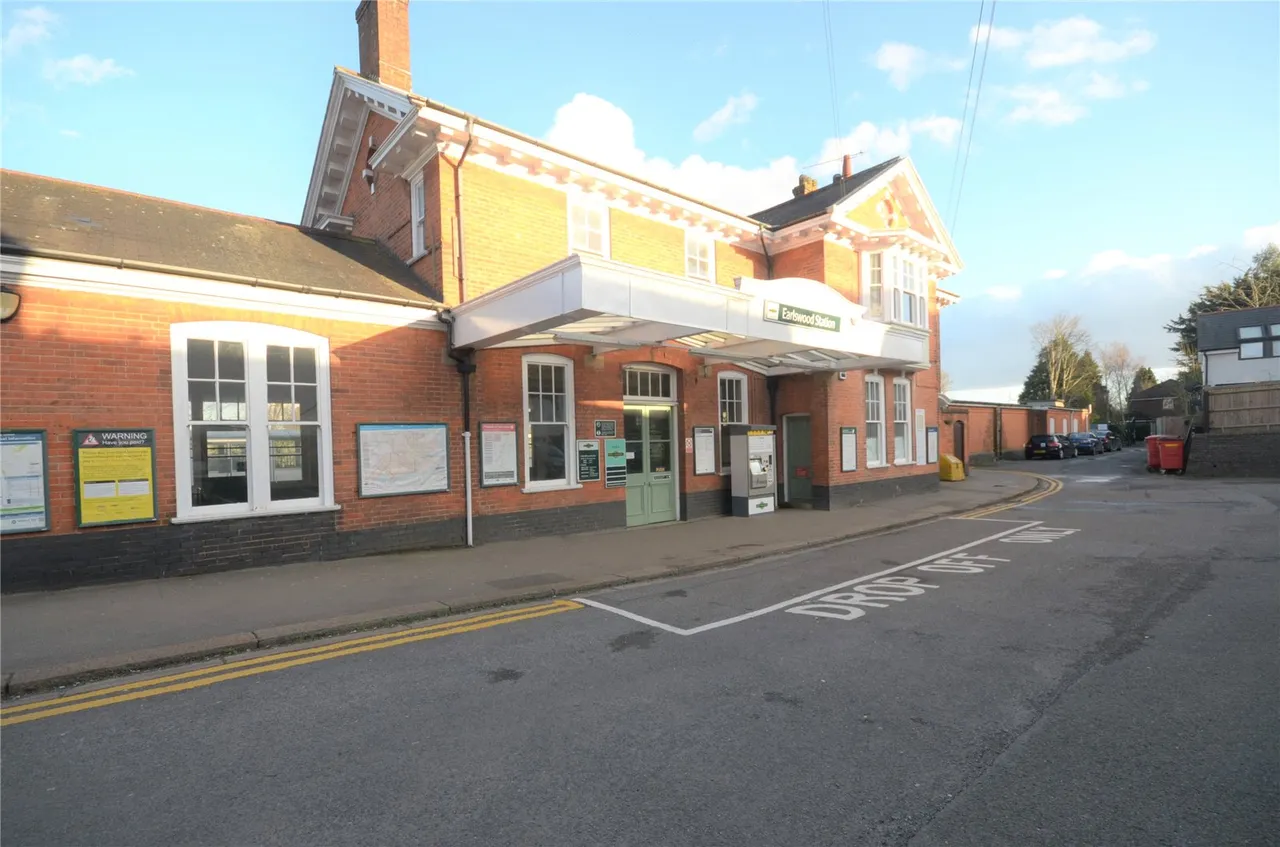 Earlswood, Redhill, RH1, photo 7