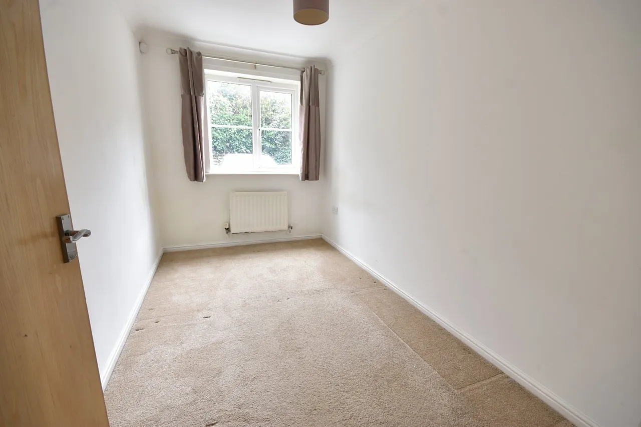 Earlswood, Redhill, RH1, photo 4
