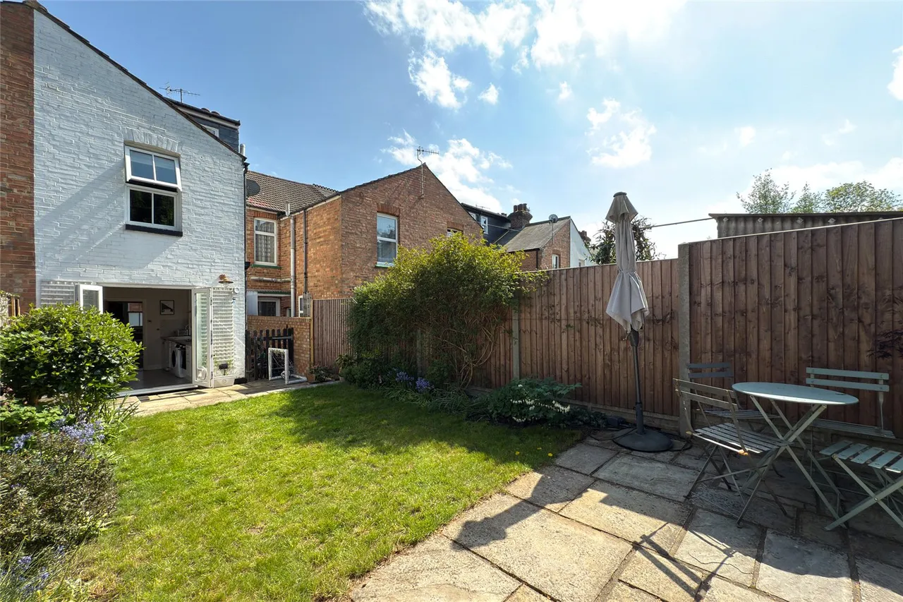 Ladysmith Road, St. Albans, Hertfordshire, AL3 5PZ, photo 9
