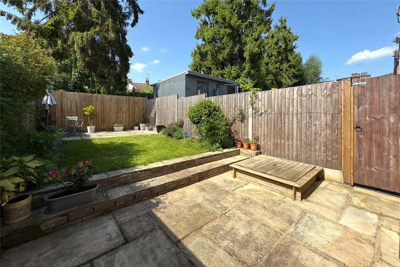 Ladysmith Road, St. Albans, Hertfordshire, AL3 5PZ, photo 13