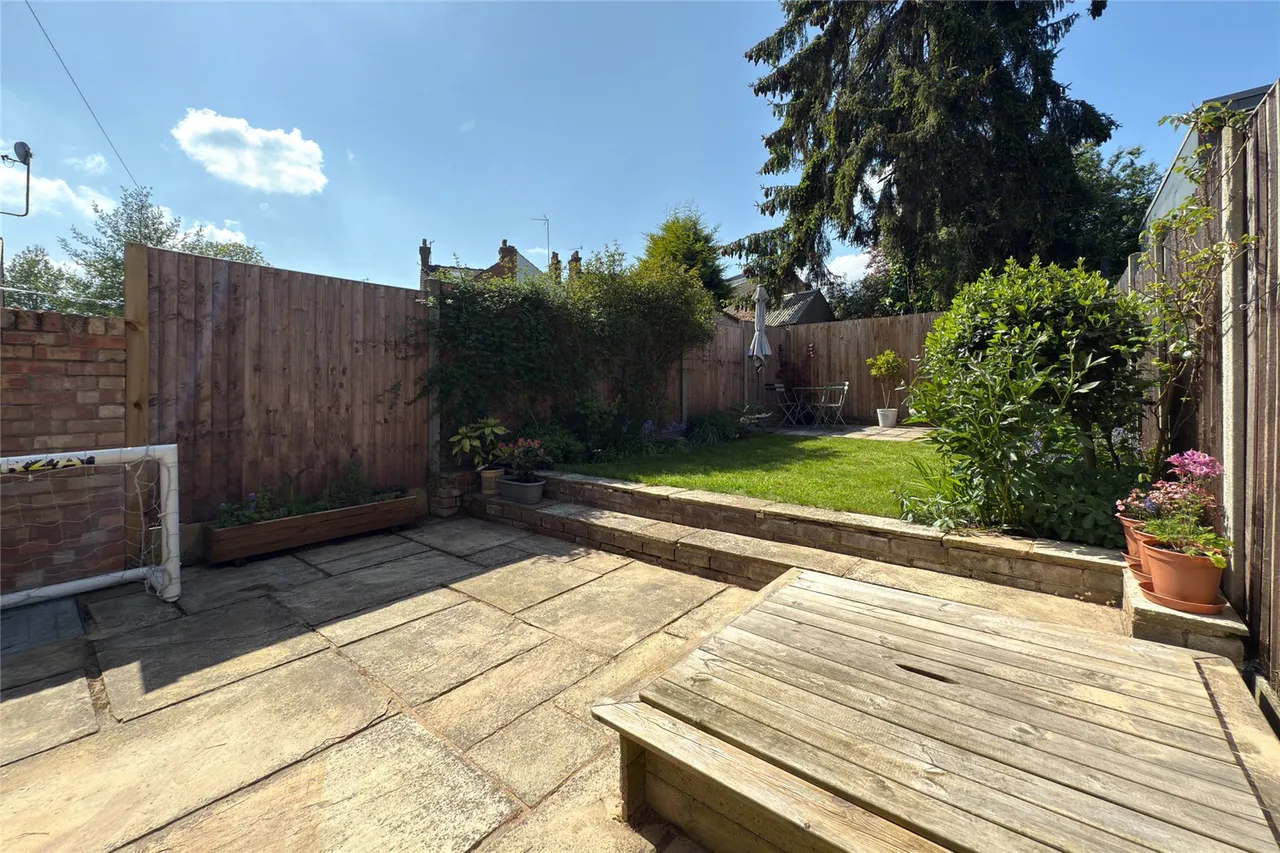 Ladysmith Road, St. Albans, Hertfordshire, AL3 5PZ, photo 16