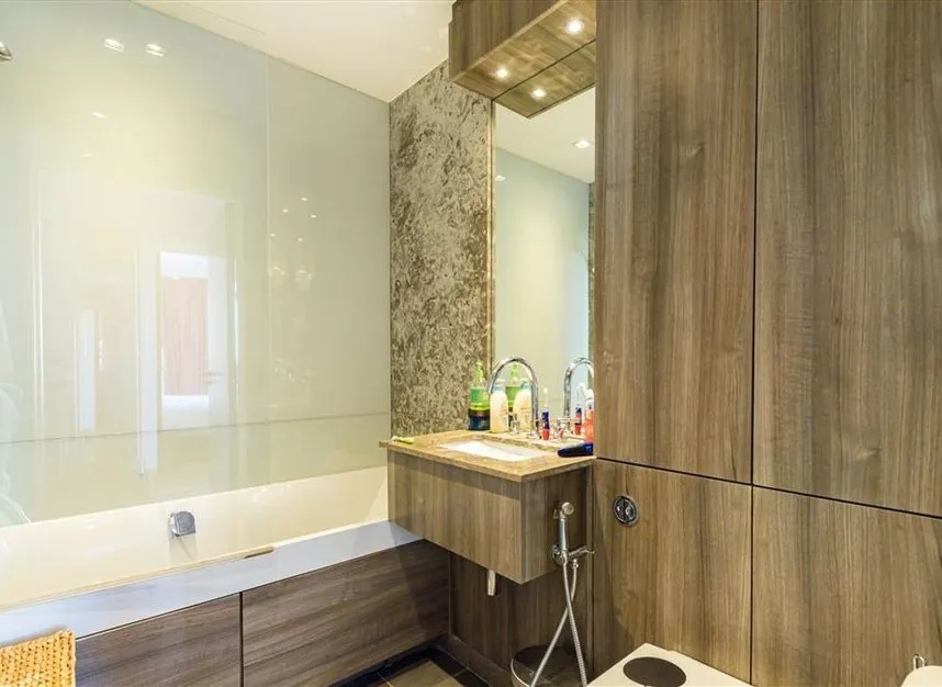 Kew Bridge Road, Brentford, TW8, photo 6