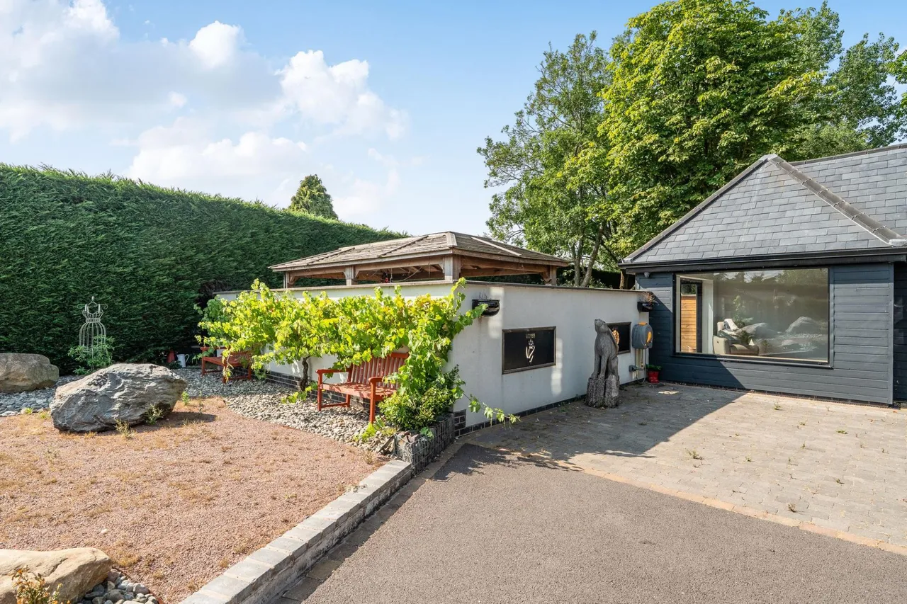 Madeley Road, Beckbury, TF11, photo 2