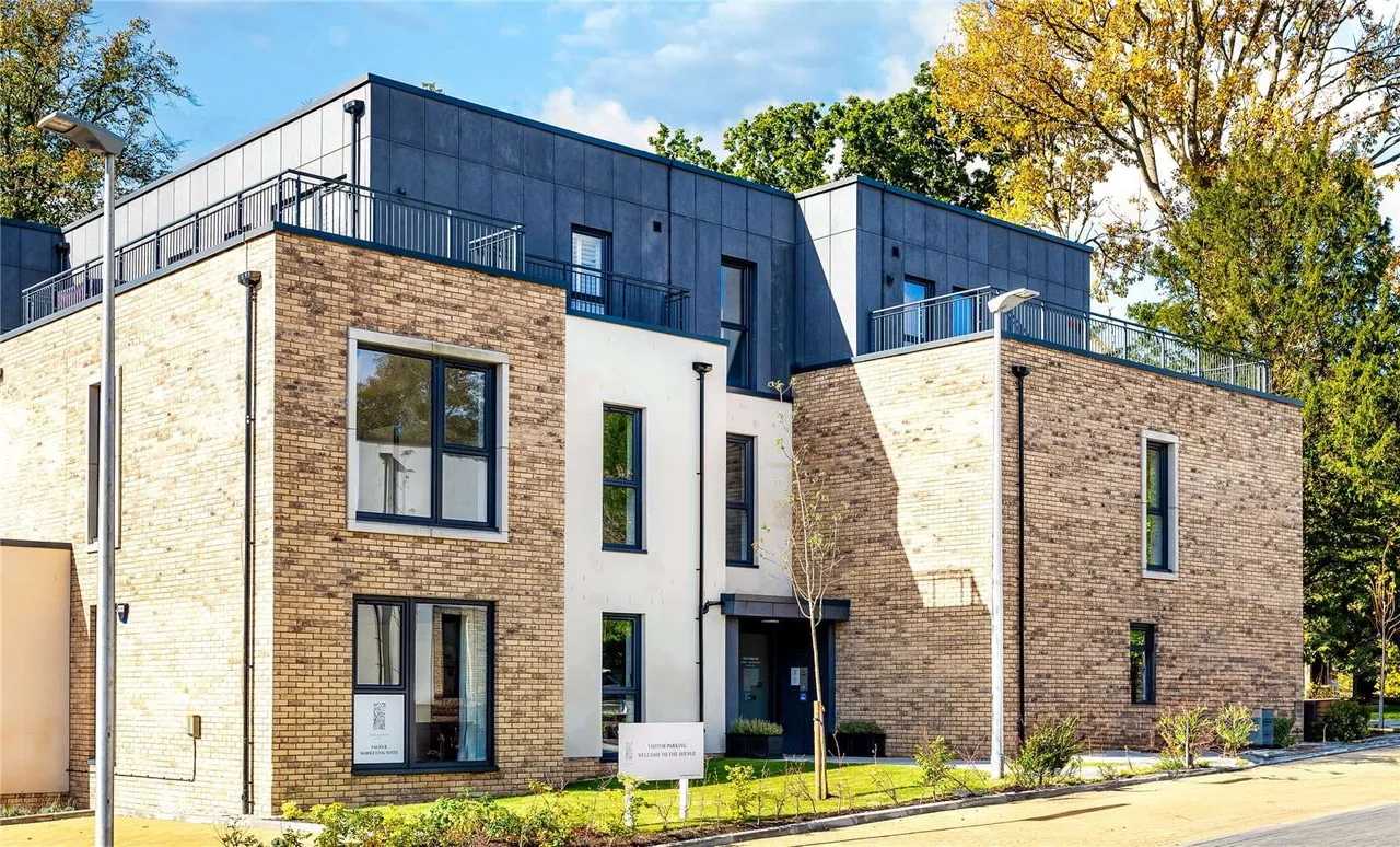 The Avenue, Barnton Avenue West, Edinburgh, Midlothian, EH4 6DE, photo 3