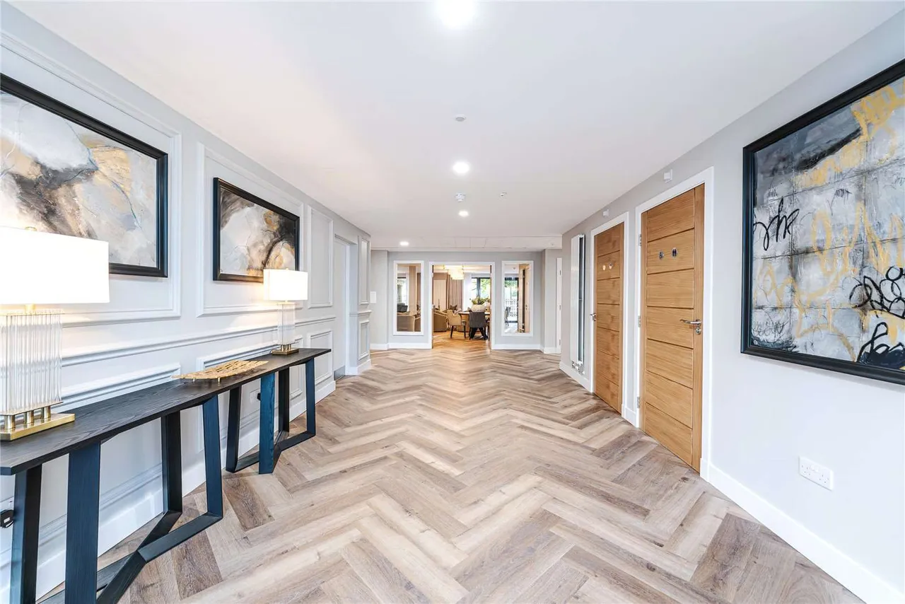 The Avenue, Barnton Avenue West, Edinburgh, Midlothian, EH4 6DE, photo 9