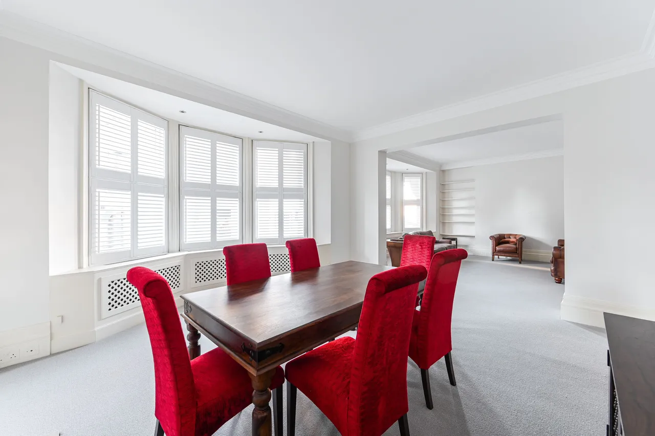 Flat 4, Cadogan Court Gardens, 1 D'Oyley Street, London, photo 5