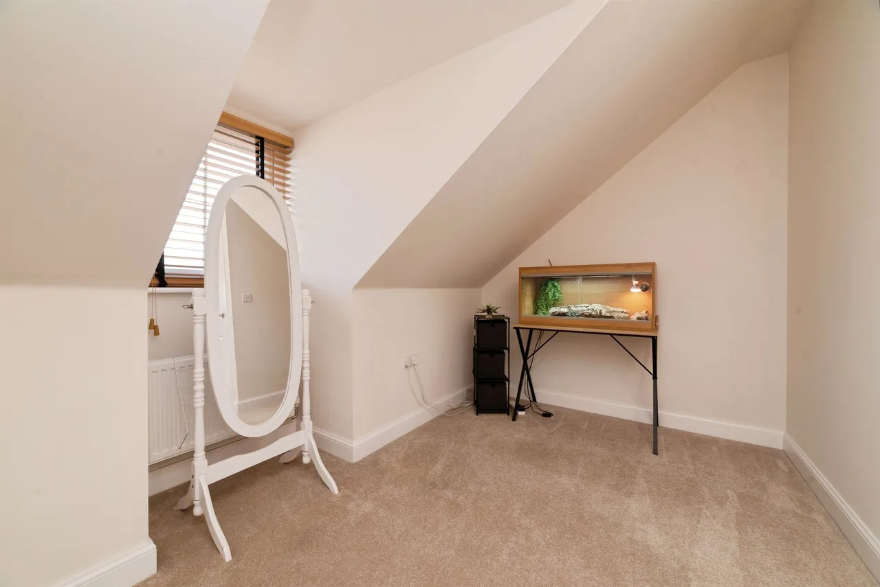 Hazelnut Drive, Beverley, HU17, photo 13