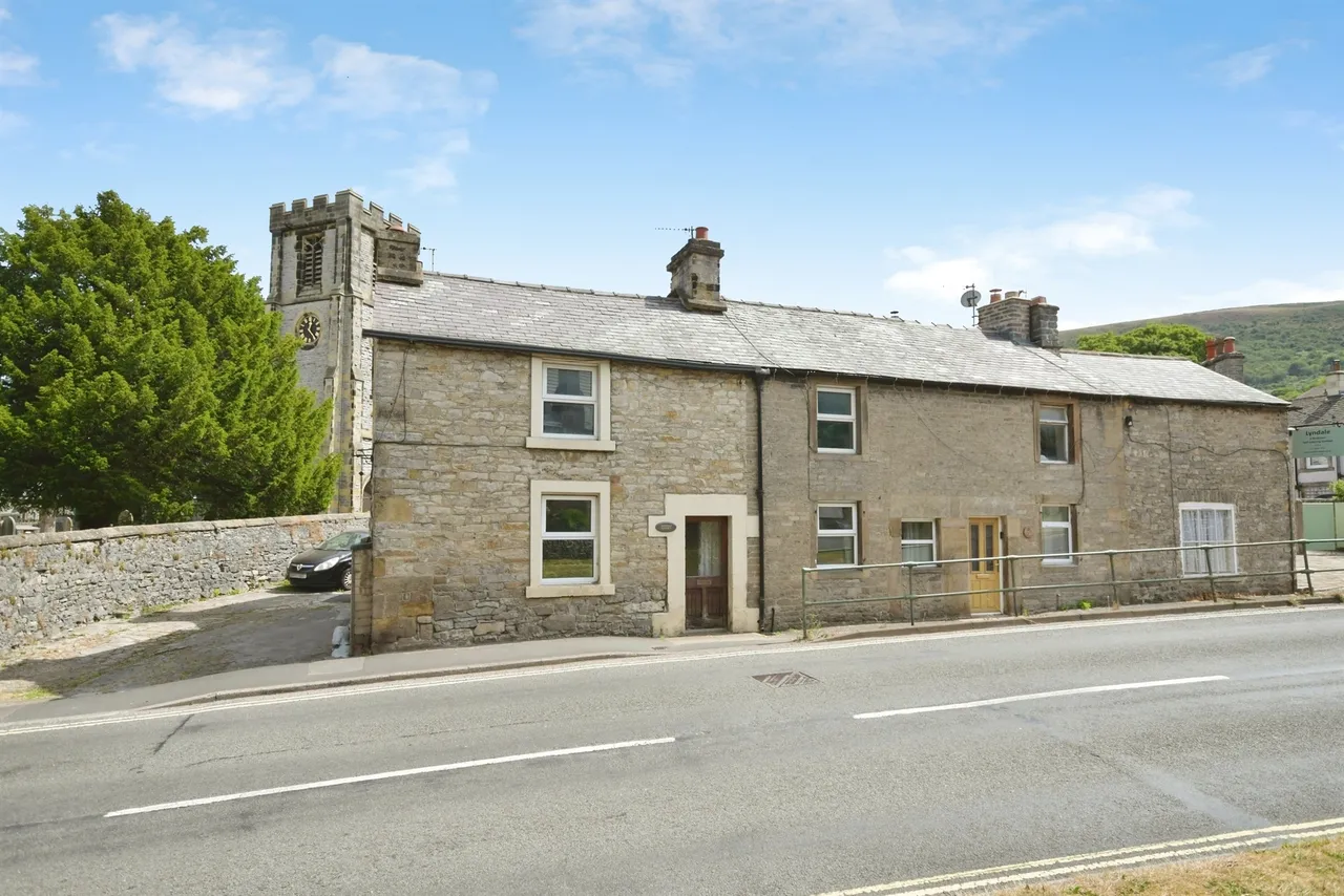 3 bed house for sale — Church Street, Bradwell, Hope Valley