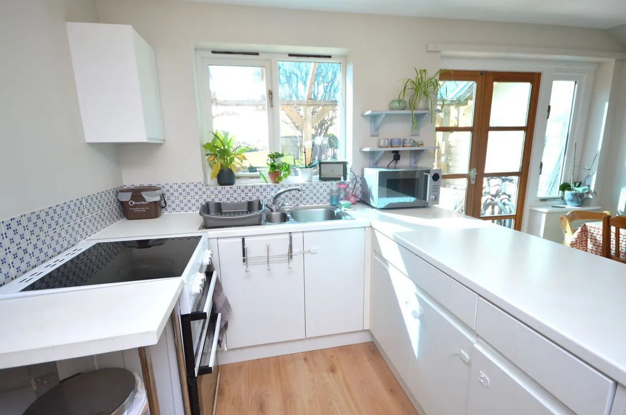 Walnut Close, Axbridge, BS26, photo 11