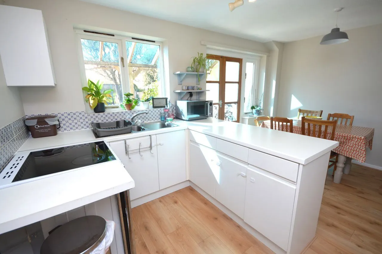Walnut Close, Axbridge, BS26, photo 9