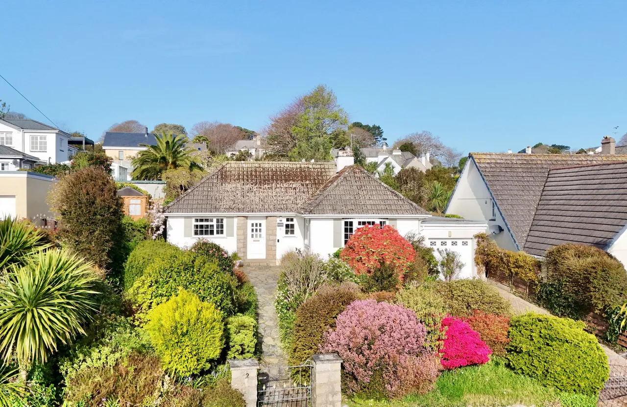 2 bed house for sale, Tredova Crescent, Falmouth, TR11