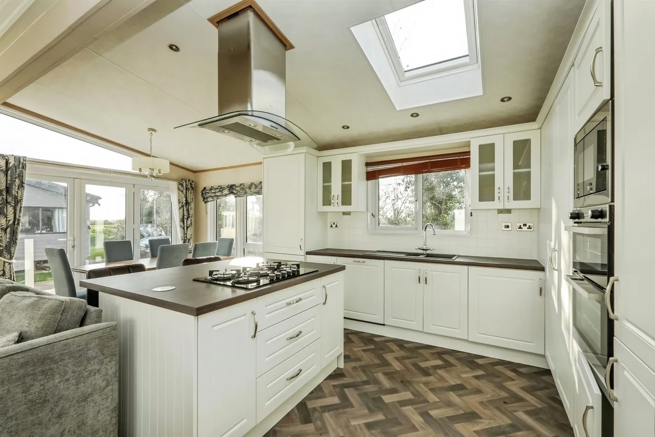Manor House, Church Laneham, Retford, photo 5