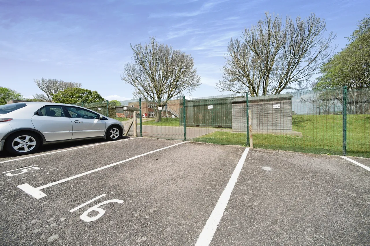 Lustrells Vale, Saltdean, BN2, photo 12