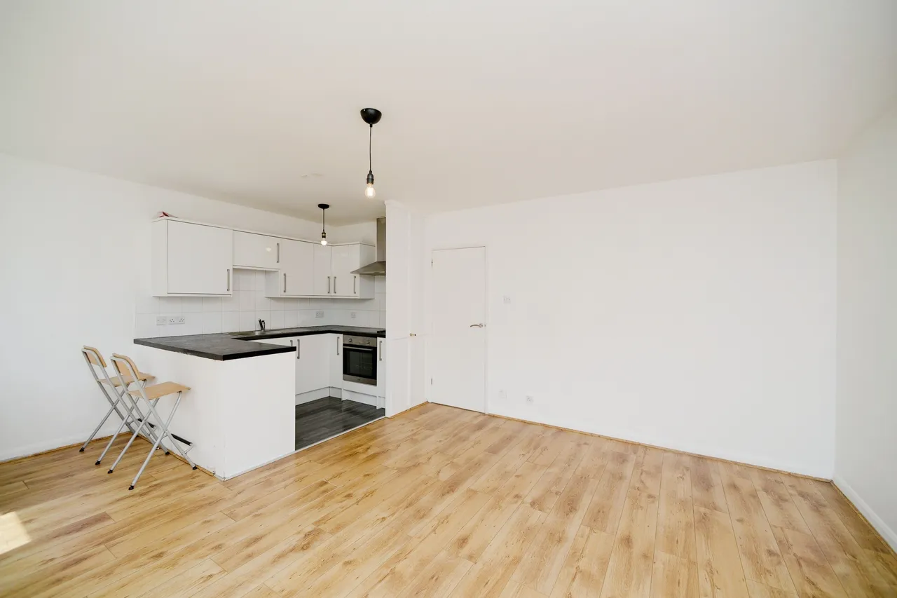 Lustrells Vale, Saltdean, BN2, photo 4