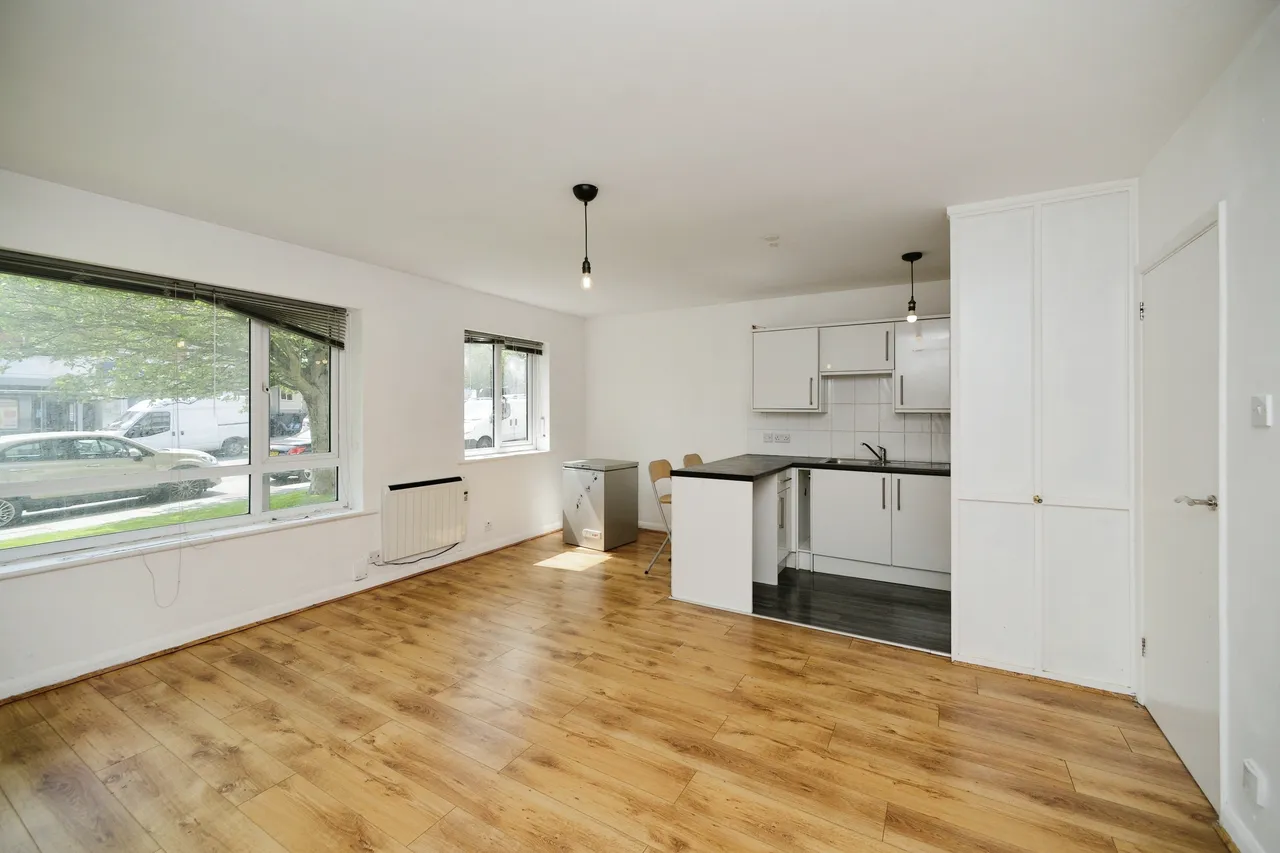 Lustrells Vale, Saltdean, BN2, photo 13