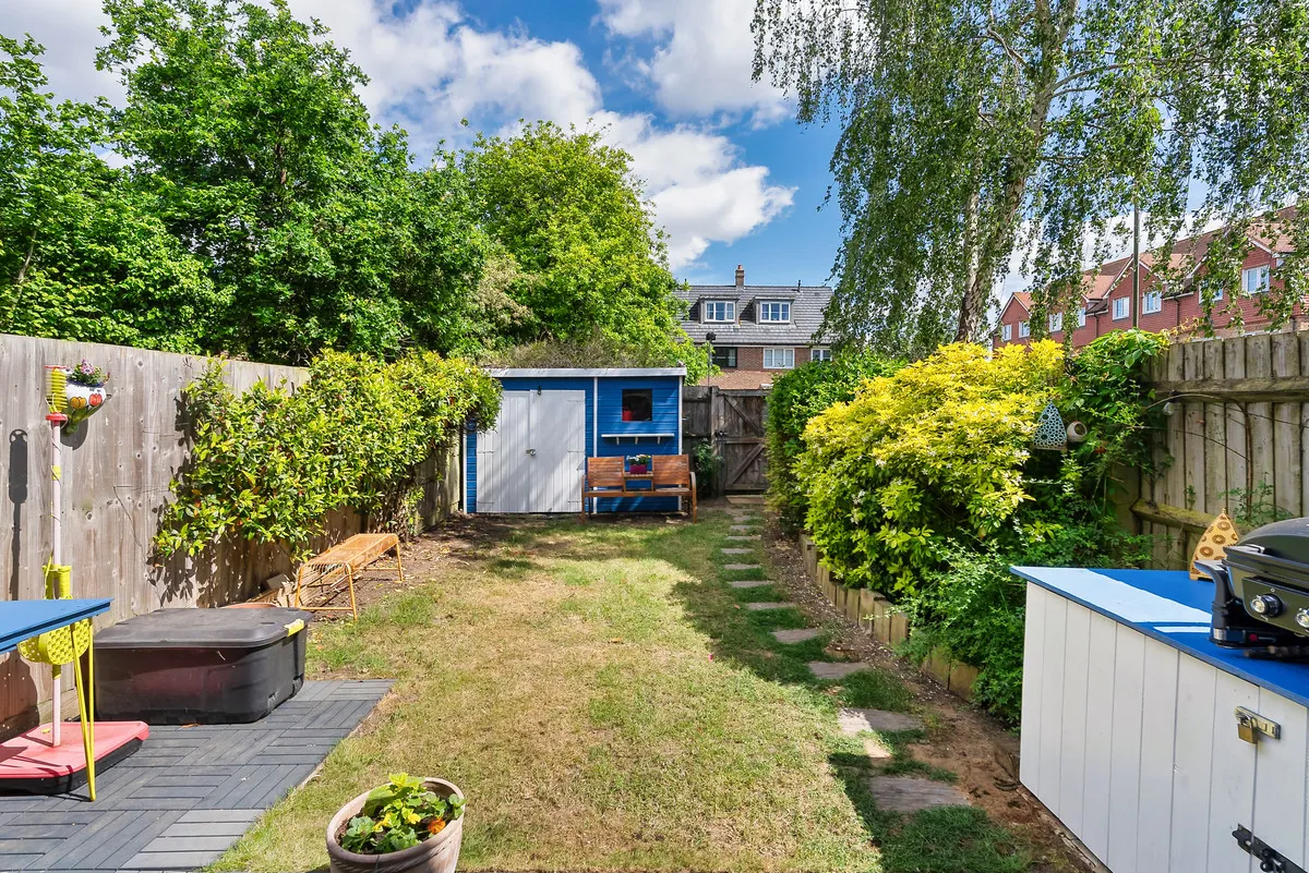 Ambleside Avenue, Walton-on-thames, KT12, photo 22