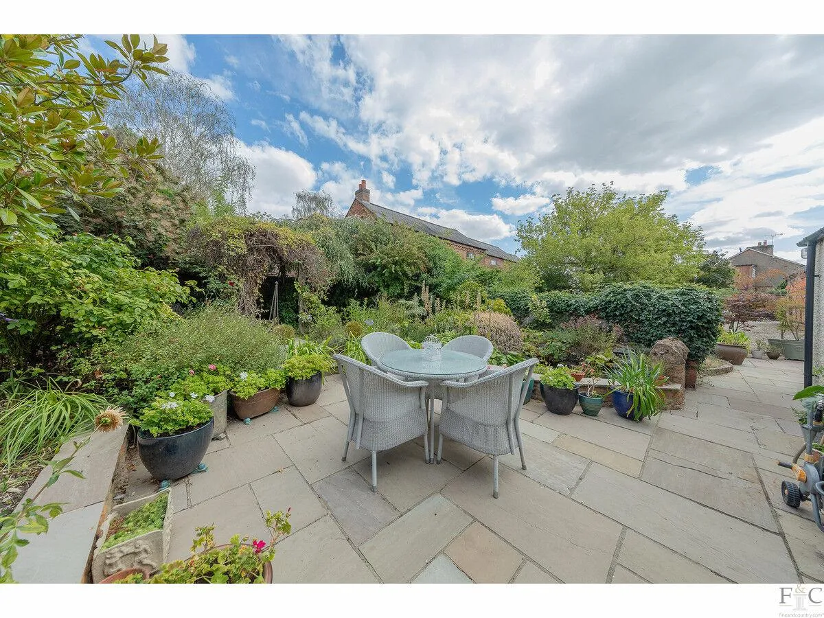 Main Street, Bruntingthorpe, LE17, photo 42