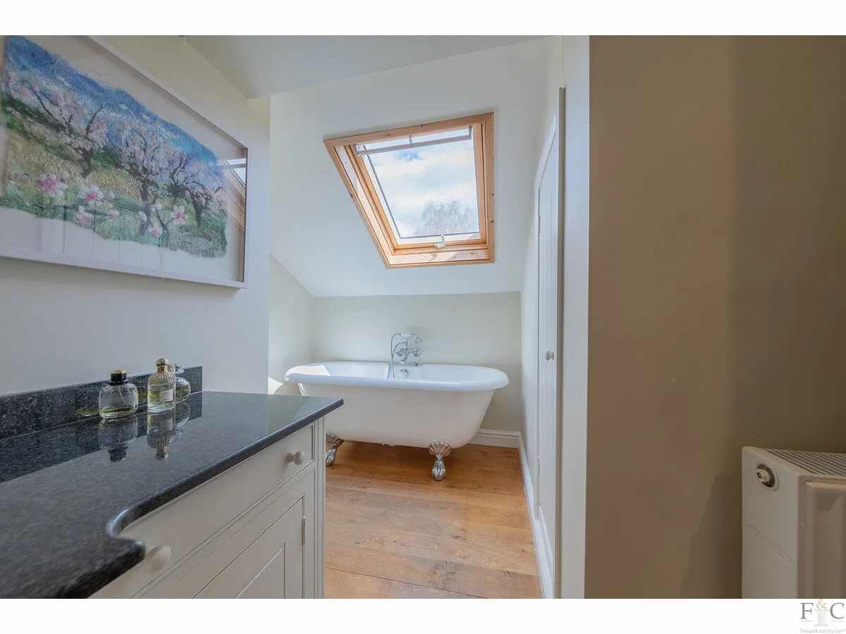 Main Street, Bruntingthorpe, LE17, photo 28