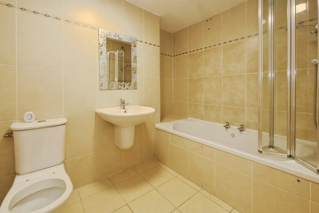 Greyfriars House Porthcawl, CF36, photo 4