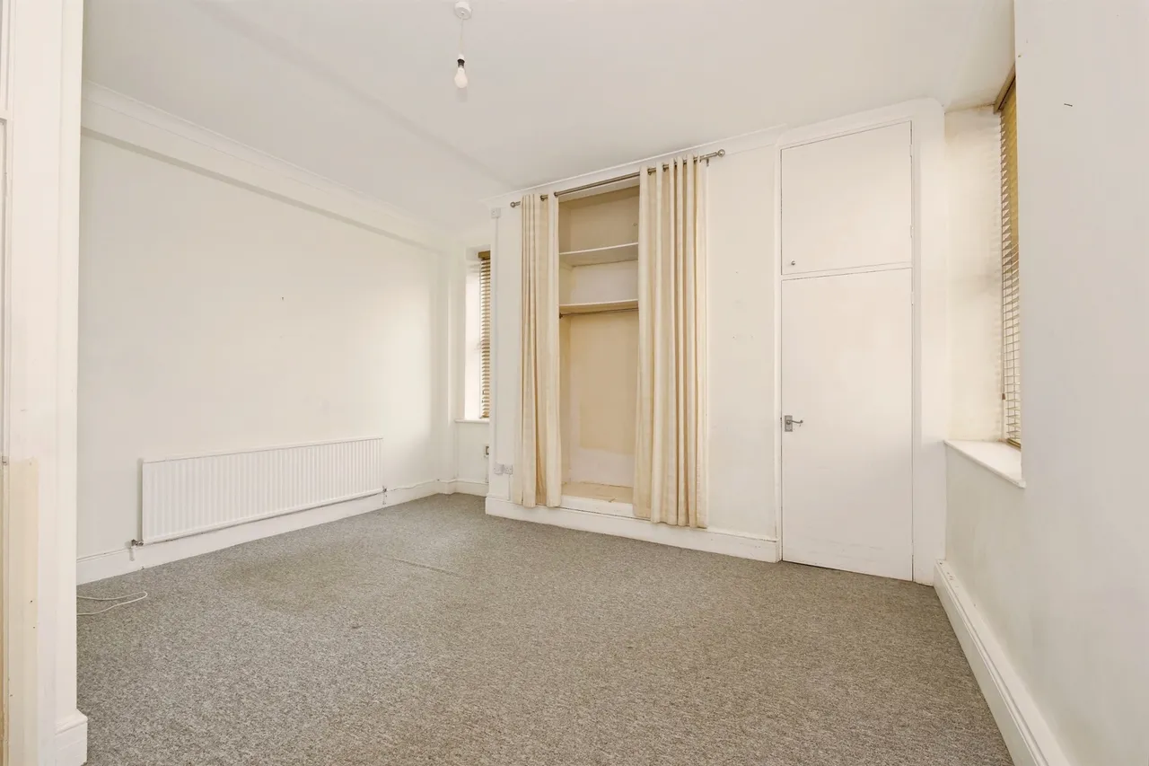 Greyfriars House Porthcawl, CF36, photo 3