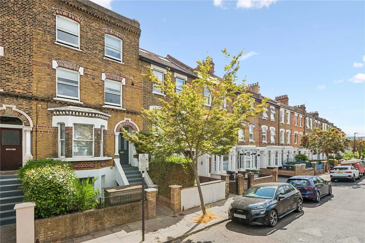 St. Thomas's Road, London, N4, photo 8