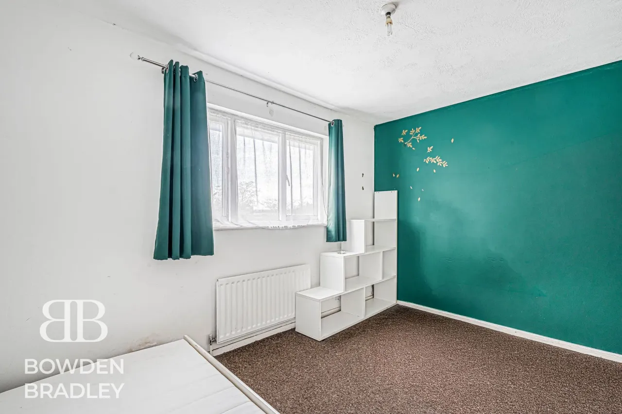Torbitt Way, Newbury Park, IG2, photo 14