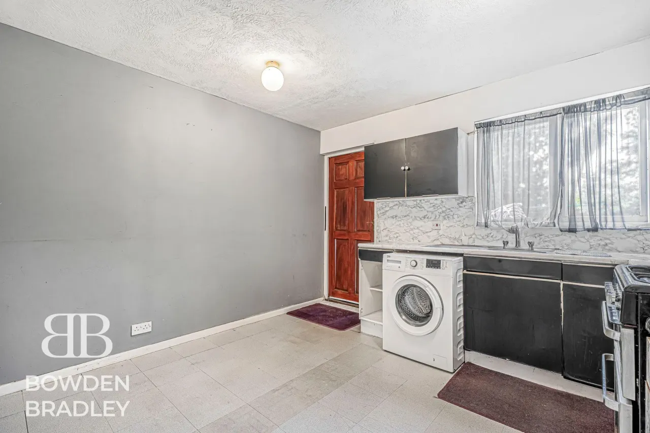 Torbitt Way, Newbury Park, IG2, photo 25