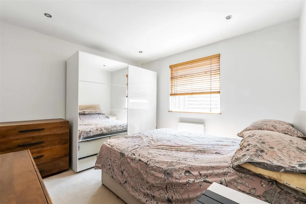 Elm Road, Leatherhead, KT22, photo 12