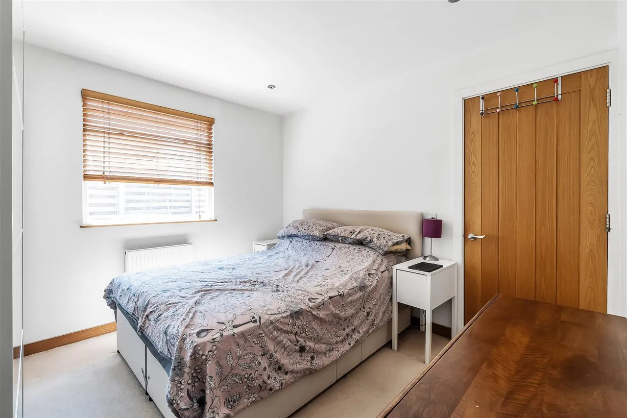Elm Road, Leatherhead, KT22, photo 5