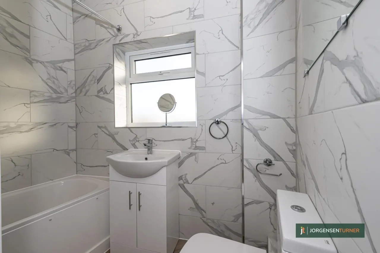 Uxbridge Road, Shepherds bush, W12, photo 8