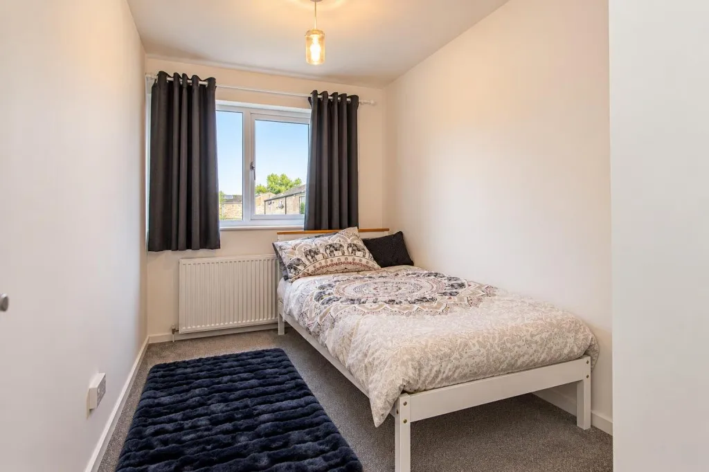 Binbrook Walk, Corby, photo 10