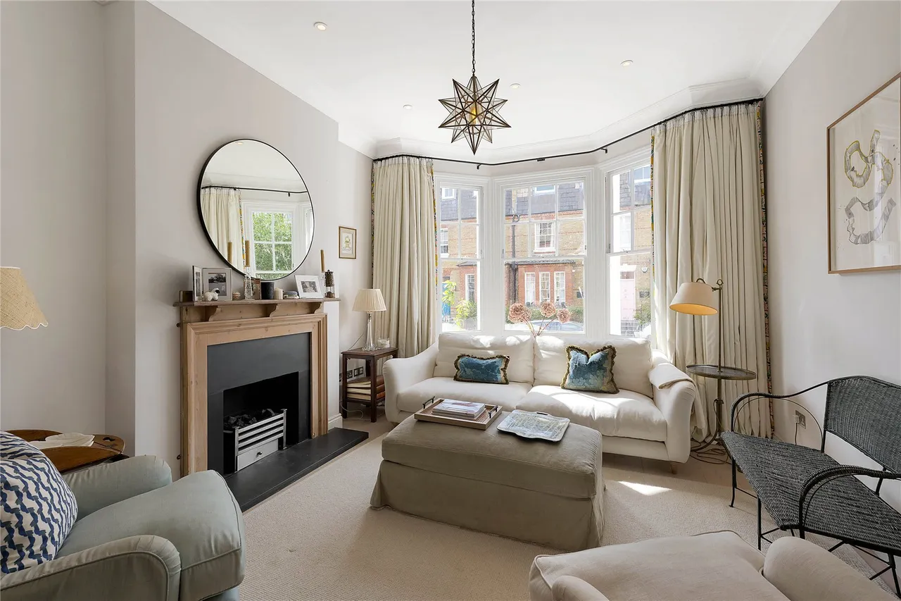 Warriner Gardens, London, SW11, photo 3
