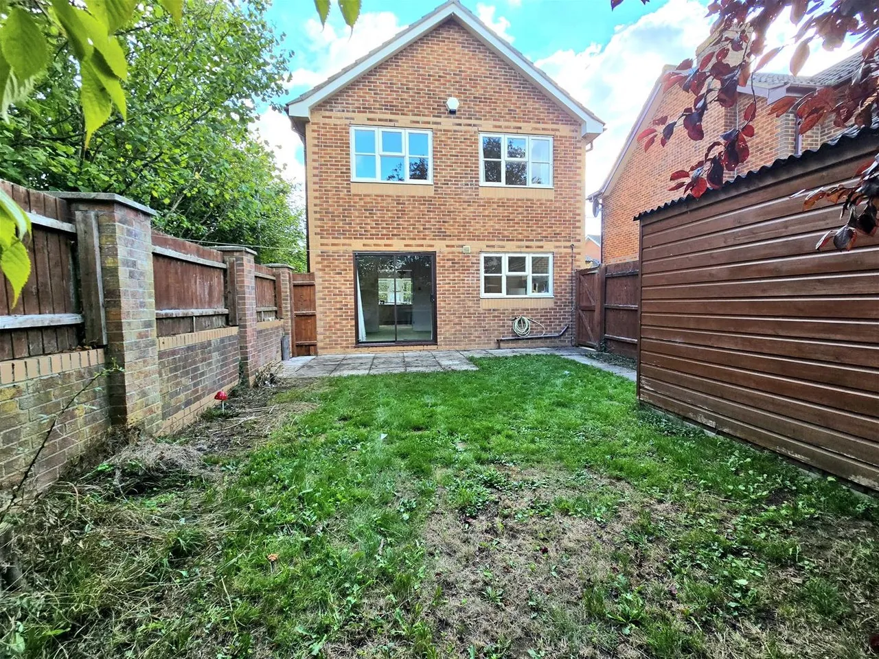 Selwood Close, Sturminster Newton, DT10, photo 13